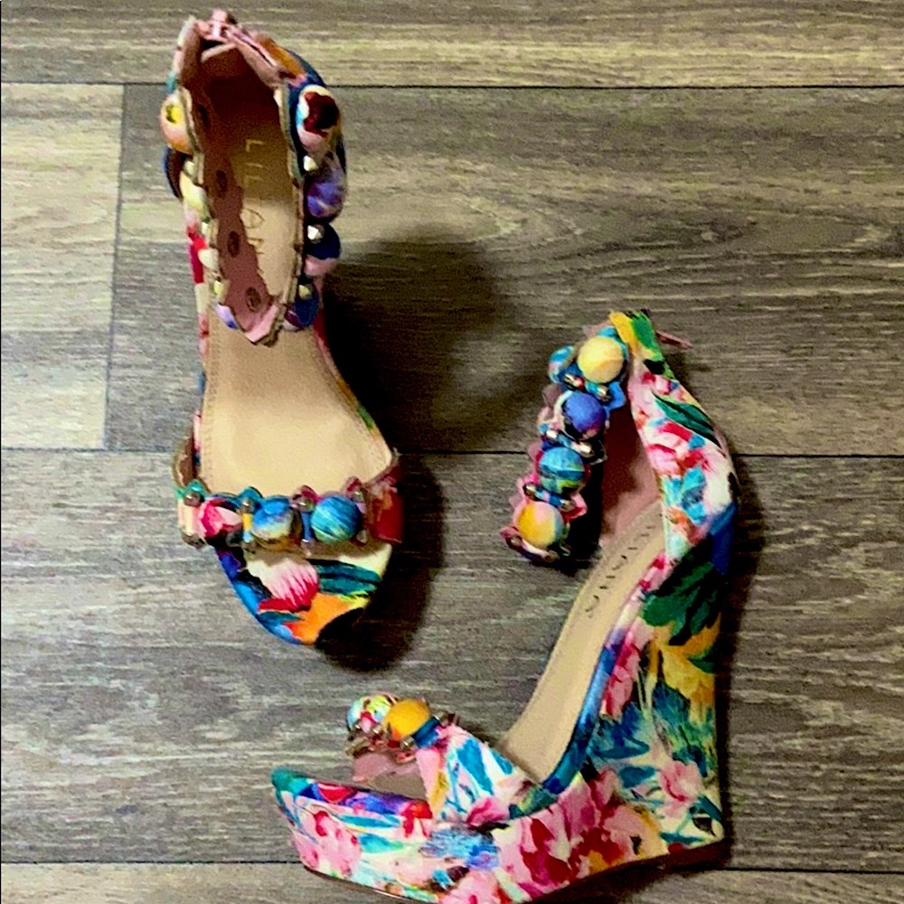 Liliana Platform Floral Scallop Strap Wedge